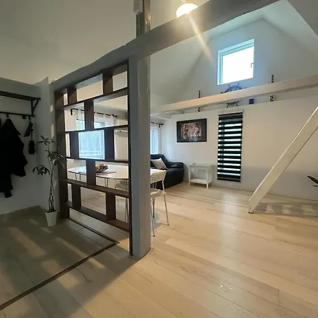 Lejlighed Cozy & Private House